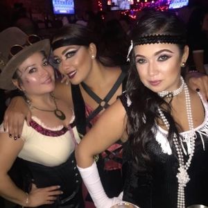 Meet your Posher, Candria